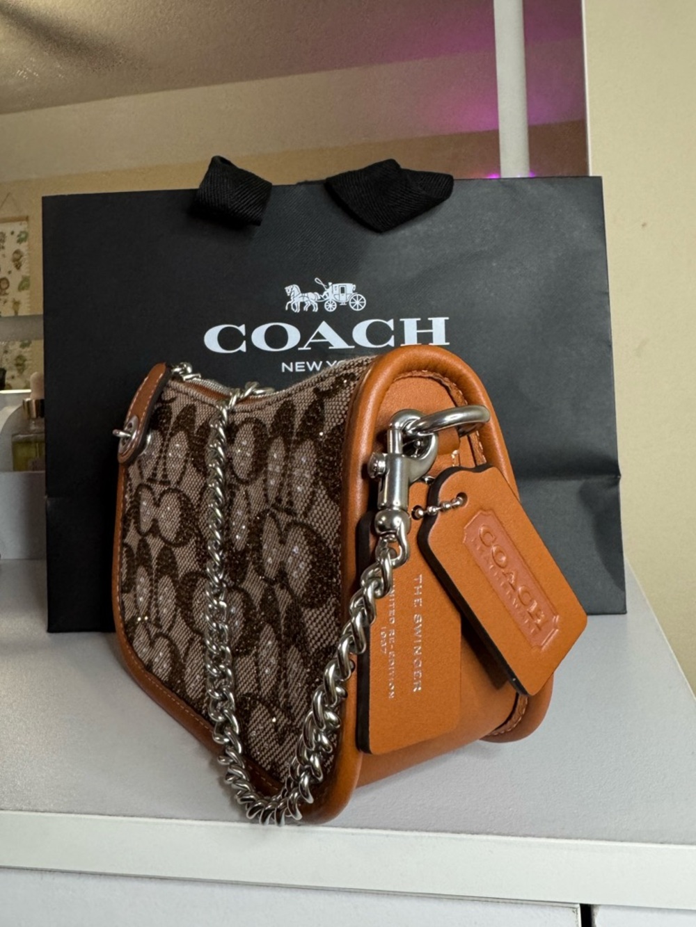 Coach Beige Signature Canvas Shoulder Bag with Tan Leather Trim - Picture 4 of 7